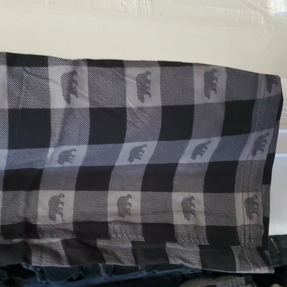 Eddie Bauer bear pajama pants - Picture 3 of 7